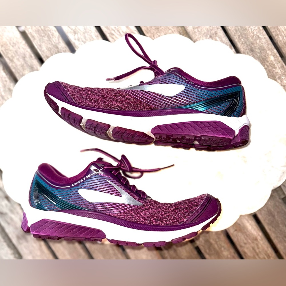 Women’s Brooks Ghost 10 Purple/Pink/Teal Running Shoes! Sz 10!